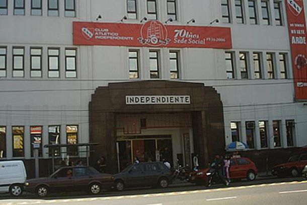 La Comisión Directiva de Independiente acordó adelantar las elecciones