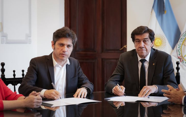 Tema recurrente: Axel Kicillof acelera el armado de su espacio electoral y habló de Javier Milei cuando viajó a Jujuy Tema recurrente: Axel Kicillof acelera el armado de su espacio electoral y habló de Javier Milei cuando viajó a Jujuy
