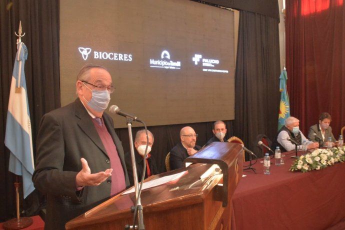 El intendente de Tandil sufrió un accidente en su casa y tuvo que ser trasladado a un hospital