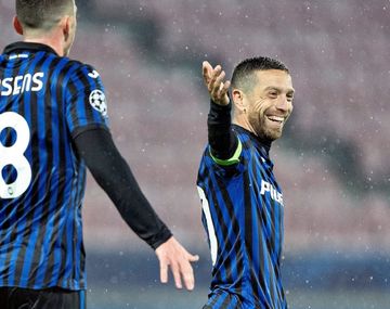 Golazo del Papu Gómez en la victoria del Atalanta