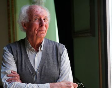 Roger-Pol Droit critica los métodos modernos que prometen felicidad rápida.