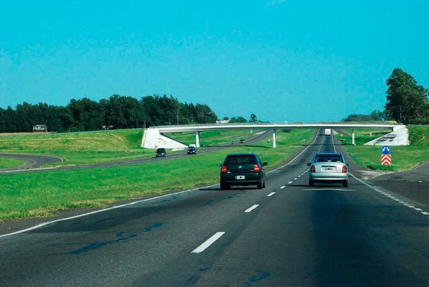 ¿No se va nadie? La ruta a la Costa, mucho más vacía que hace un año