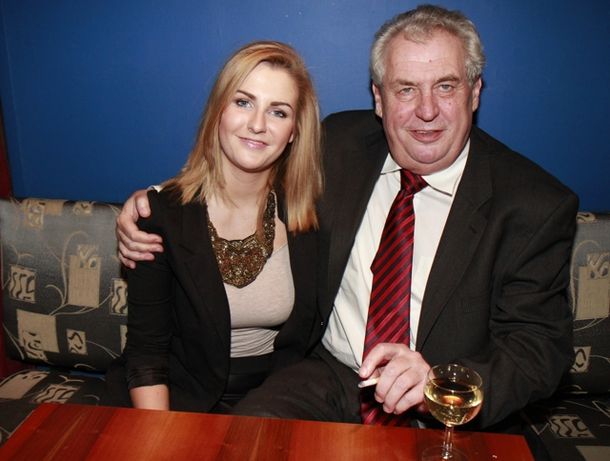 La hija del premier checo, en medio de una supuesta orgía