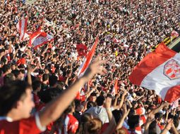 insolito: la directiva de instituto pide dinero a sus hinchas para pagarle al plantel insolito: la directiva de instituto pide dinero a sus hinchas para pagarle al plantel