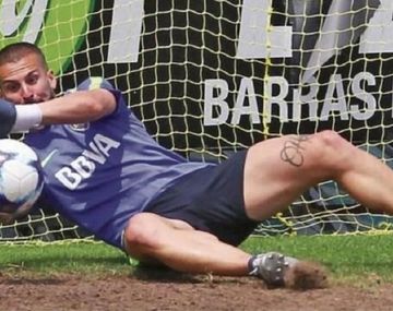 Maidana y Benedetto practicaron penales como arqueros