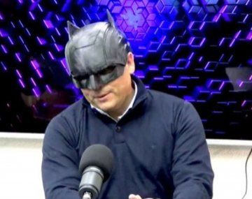 El Batman de Milei: el candidato más bizarro de la historia