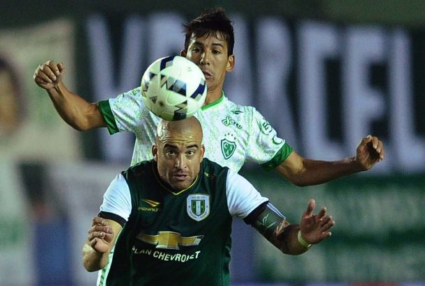 Sarmiento no aprovechó el hombre de más y empató sin goles ante Banfield