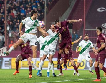 Banfield y Lanús juegan este lunes: los clásicos que se disputaron un día de semana