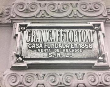 Robaron fundamental placa del Tortoni