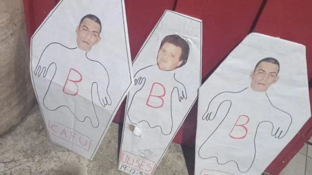 Previa picante entre San Lorenzo y Huracán: ataúdes y pintadas a muy poco del clásico