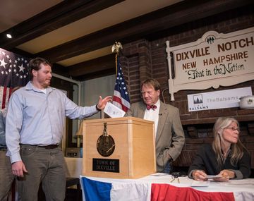 La candidata demócrata ganó en Dixville Notch