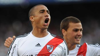 river le gano con lo justo a colon y se sube a lo mas alto river le gano con lo justo a colon y se sube a lo mas alto