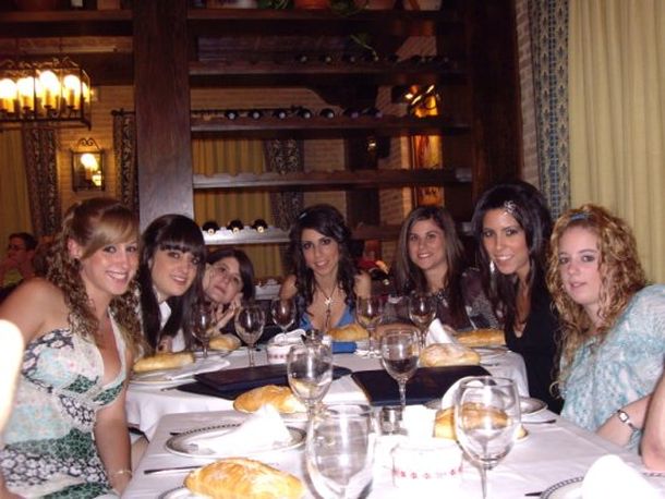 Chicas cena