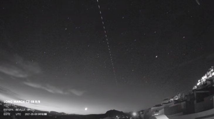 VIDEO: Así cayó el cohete chino