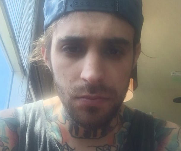 Tras la pelea, el ex novio de Cande Tinelli fue entrevistado en la calle y así reaccionó