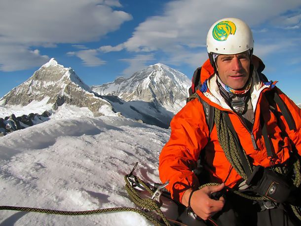 Una avalancha habría alcanzado al alpinista argentino desaparecido