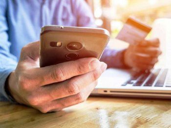 Cómo dejar de pagar planes de ahorro previo, seguros y streamings con el botón de baja