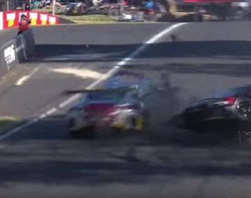 Brutal choque en las&nbsp;accidente choque 12 Horas de Bathurst