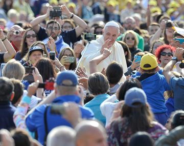 El Papa viaja por primera vez a África