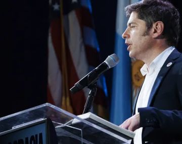 Kicillof en Nueva York: Hay una profunda crisis y lo tiene como responsable a Milei