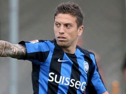 un crack: el papu gomez recibio una distincion que jamas tendran messi ni cr7 un crack: el papu gomez recibio una distincion que jamas tendran messi ni cr7