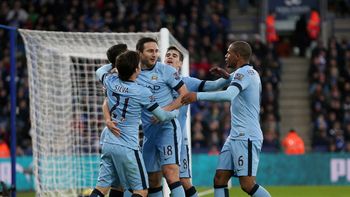 manchester city gano con lo justo y no le pierde pisada al chelsea manchester city gano con lo justo y no le pierde pisada al chelsea