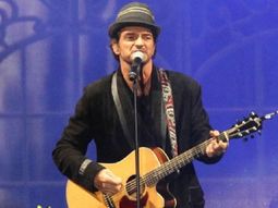 Así pasa sus días Ricardo Arjona en el país