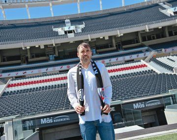 Cuándo debuta Coudet en el banco de suplentes de River