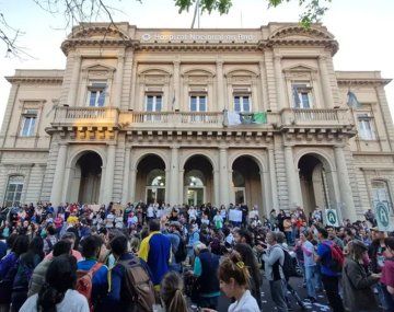Abrazo al Hospital Bonaparte