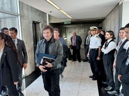 milei viaja a suiza para iniciar su agenda en el foro de davos milei viaja a suiza para iniciar su agenda en el foro de davos