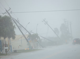 Efectos devastadores del huracán Milton.