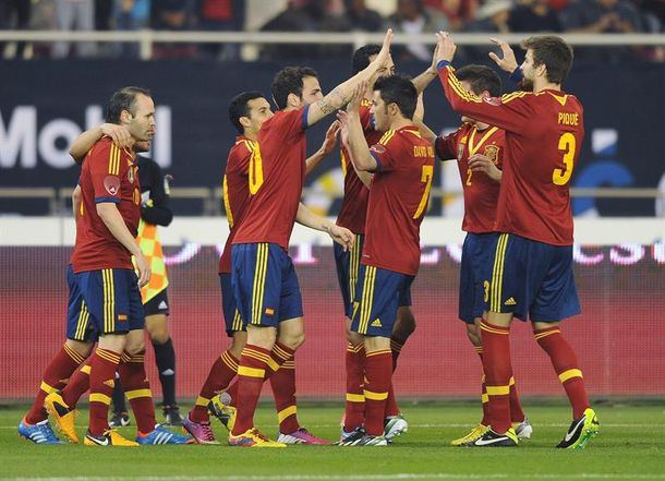 Brasil cayó ante Inglaterra y Ronaldinho erró un penal