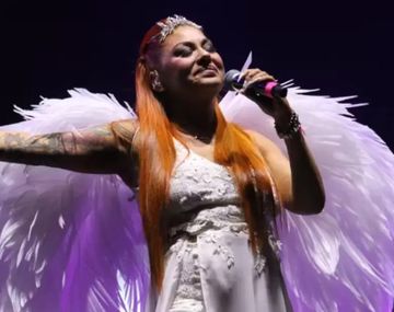 Lourdes volvió a los escenarios tras lo ocurrido con su ex: Un tropezón no es caída