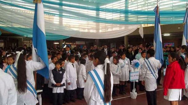 Salta: quieren que se cante la Marcha a las Malvinas en los actos escolares