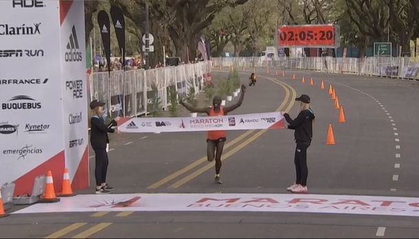 El keniata Kipkemboi ganó la Maratón de Buenos Aires con nuevo récord