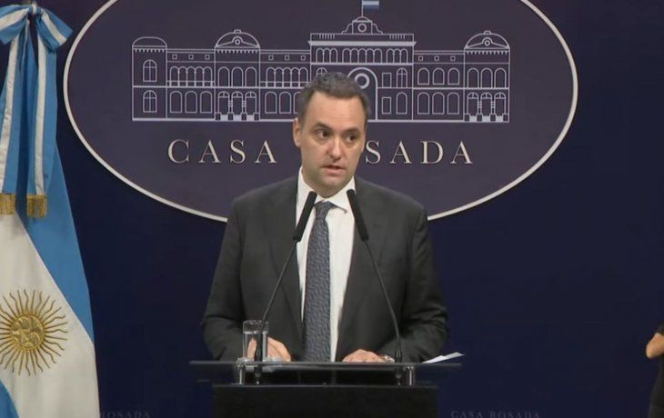 Manuel Adorni atacó a Myriam Bregman tras la aprobación de la Ley Bases