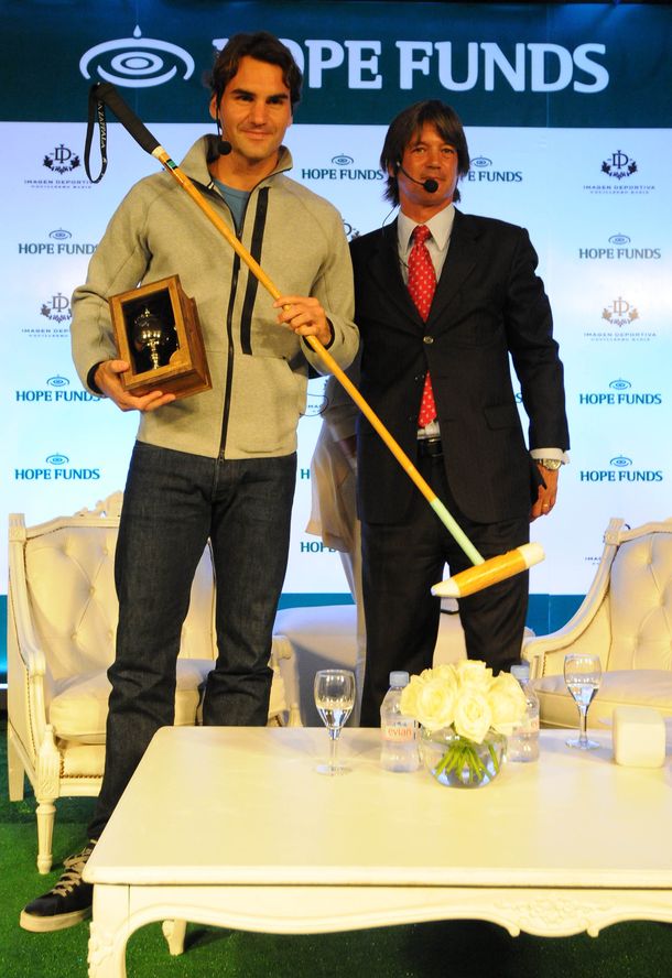 Roger Federer estuvo con el mejor del polo