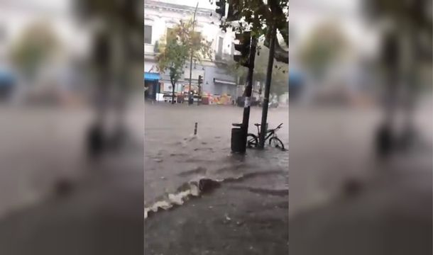 Así fue el temporal de este viernes por la tarde en La Plata