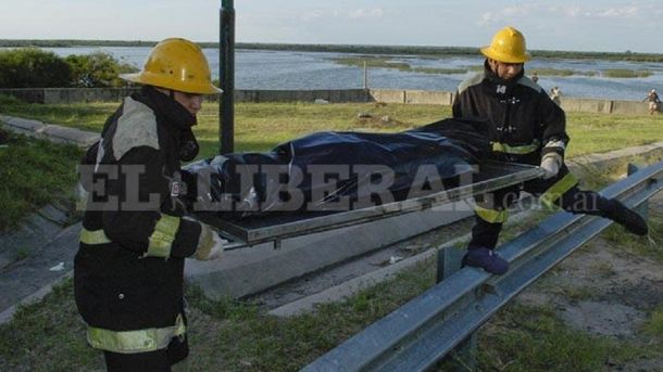 El cuerpo sin vida de Juan Jiménez es retirado del dique Los Quiroga