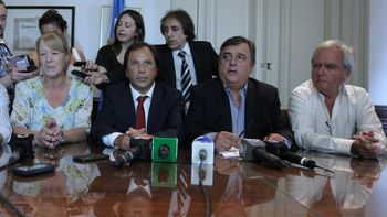 la oposicion reclama tratar la derogacion del acuerdo de entendimiento con iran la oposicion reclama tratar la derogacion del acuerdo de entendimiento con iran