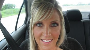 Brooke L. Lajiness es acusada de violar a un chico de 14 años Brooke L. Lajiness es acusada de violar a un chico de 14 años