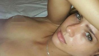 Las fotos prohibidas de la China Suárez. Las fotos prohibidas de la China Suárez.