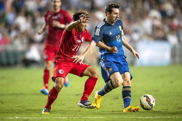 Nos estamos adaptando a lo que quiere el Tata, afirmó Messi tras la goleada