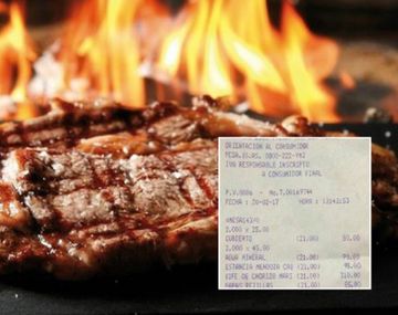 Habló el duelo del restaurante que le cobro $200 a una clienta por un cuchillo