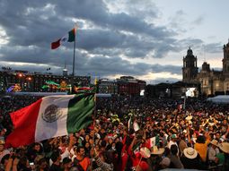 En 1970 se publica el dato preliminar de población del país: más de cuarenta y ocho millones de habitantes. En 1970 se publica el dato preliminar de población del país: más de cuarenta y ocho millones de habitantes.