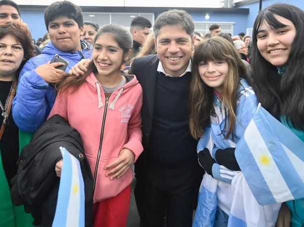 Kicillof marcó distancia del ajuste de Milei: En Provincia la obra pública no se detiene
