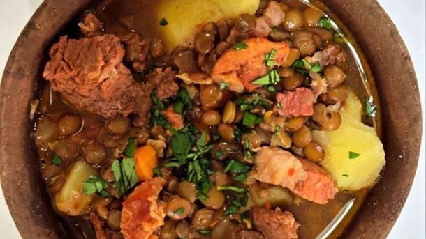 El guiso de lentejas es una opción tentadora para el invierno en El guiso de lentejas es una opción tentadora para el invierno en