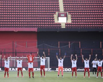 Independiente venció a Colón y clasificó a la zona Campeonato