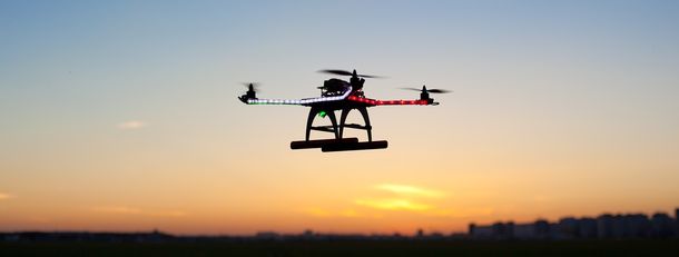 Drones para atrapar contaminación y luego reciclarla para impresión 3D