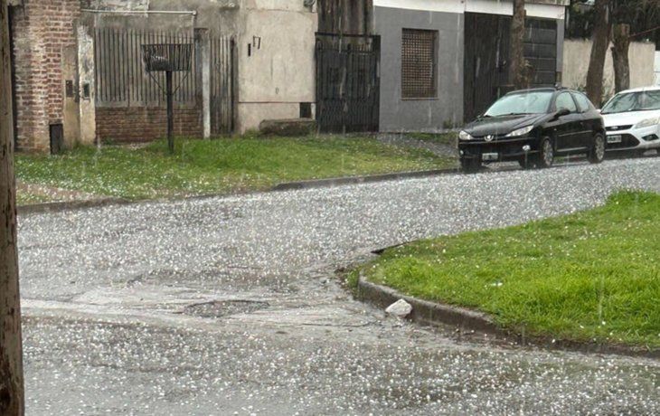 Lluvias y granizo en la ciudad de Buenos Aires.